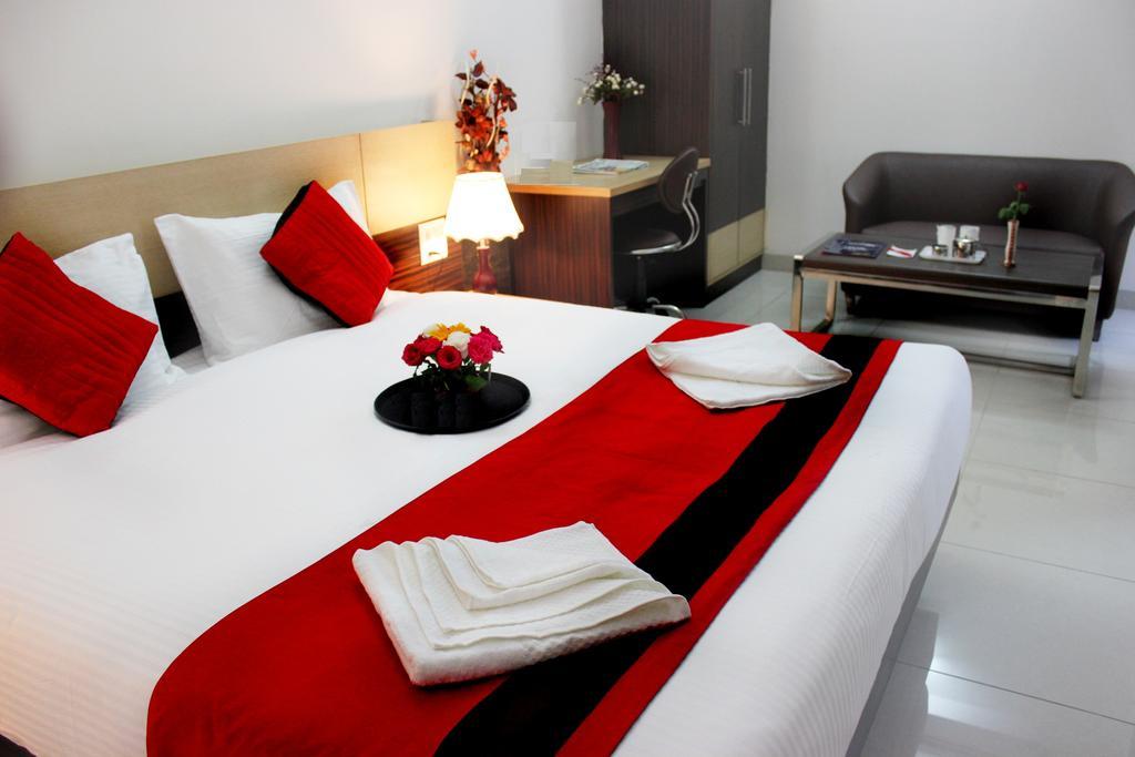 Cyber Inn Gurgaon Camera foto